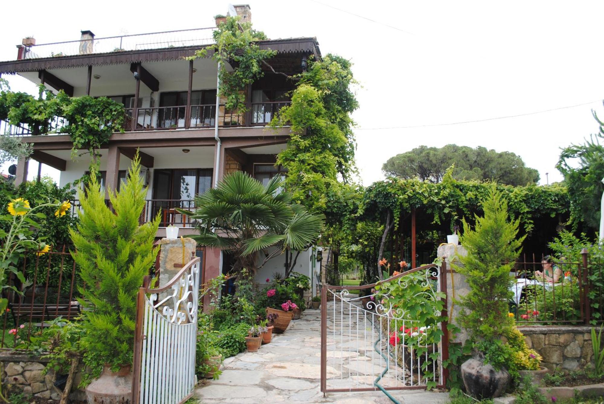 Gunebakan Taliani Hotel Ayvalik Exterior photo